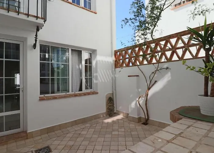 Apartamentos Castillo Quince