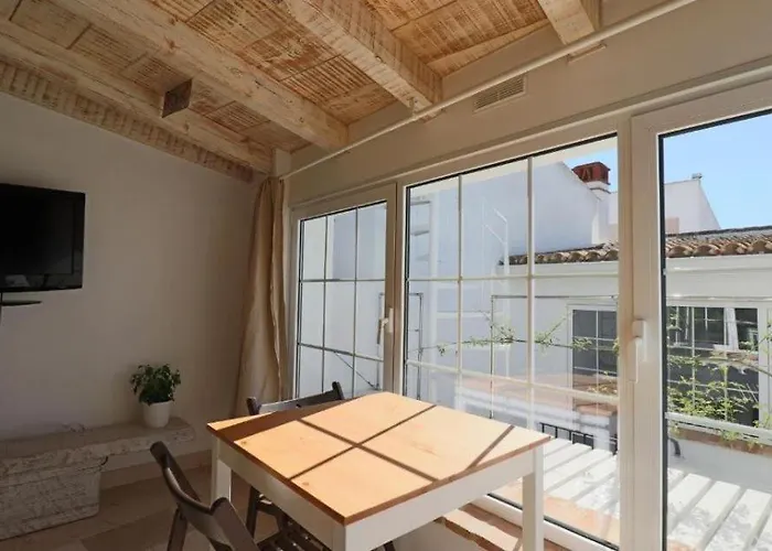 Apartamentos Castillo Quince
